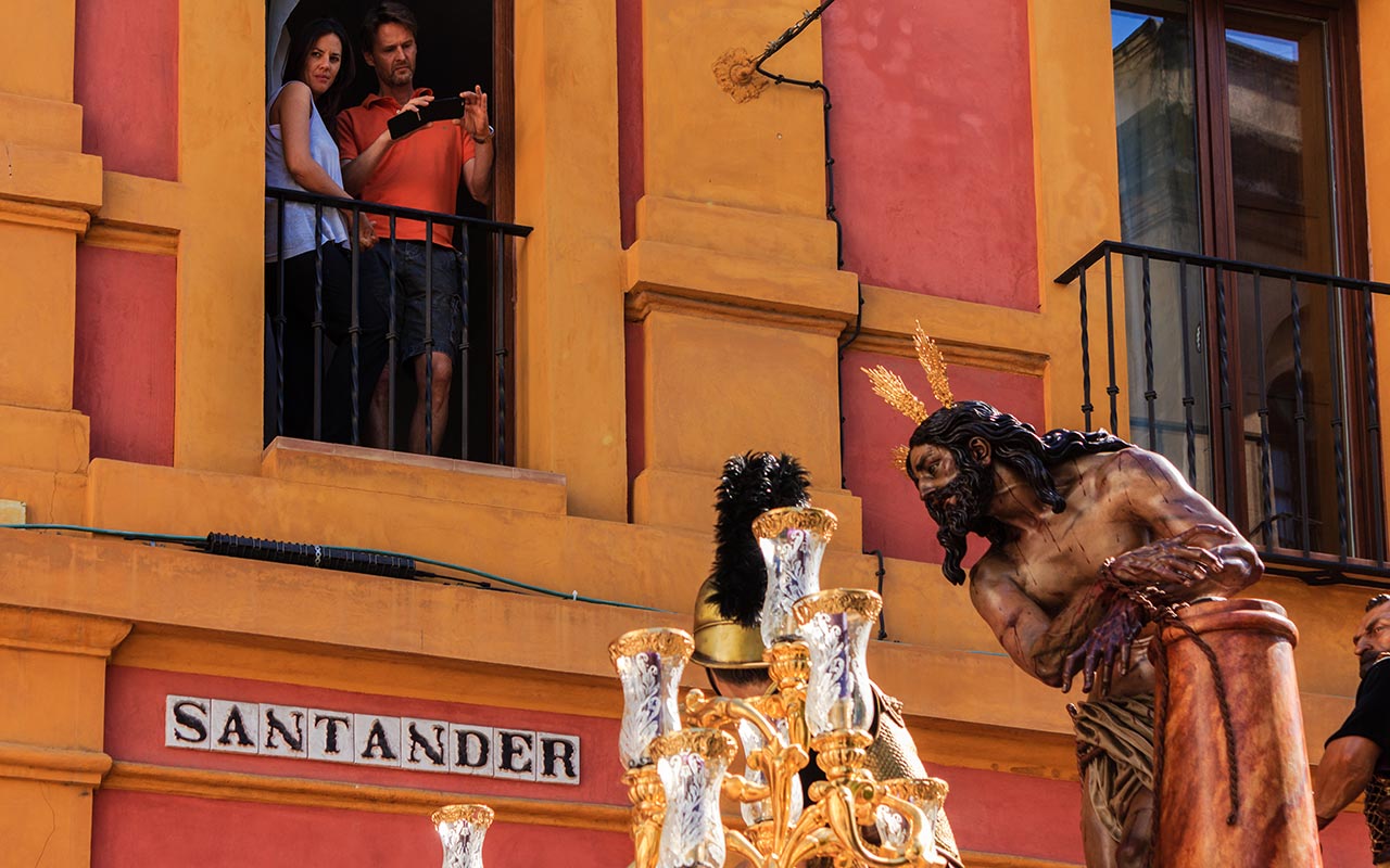 Cristo de La Columna y Azotes en la calle Santander