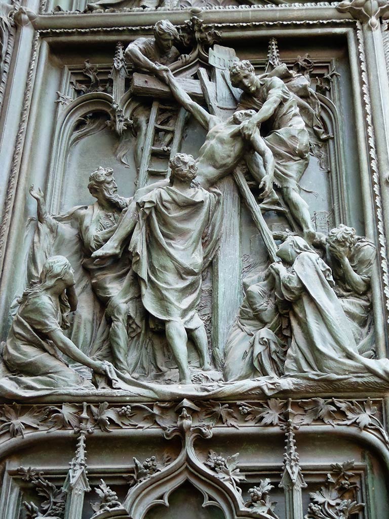 Detalle de la Puerta del Duomo di Milano